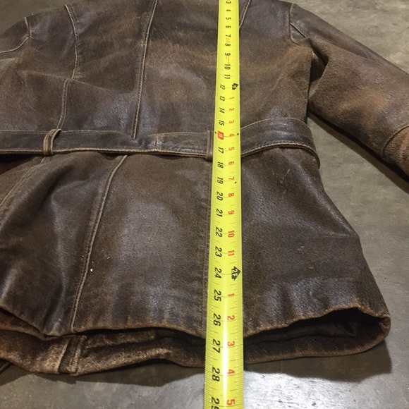 Real leather jacket w faux fur collar - Picture 8 of 8